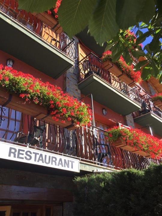 Hotel Esquirol (Adults Only) Llivia Exterior foto