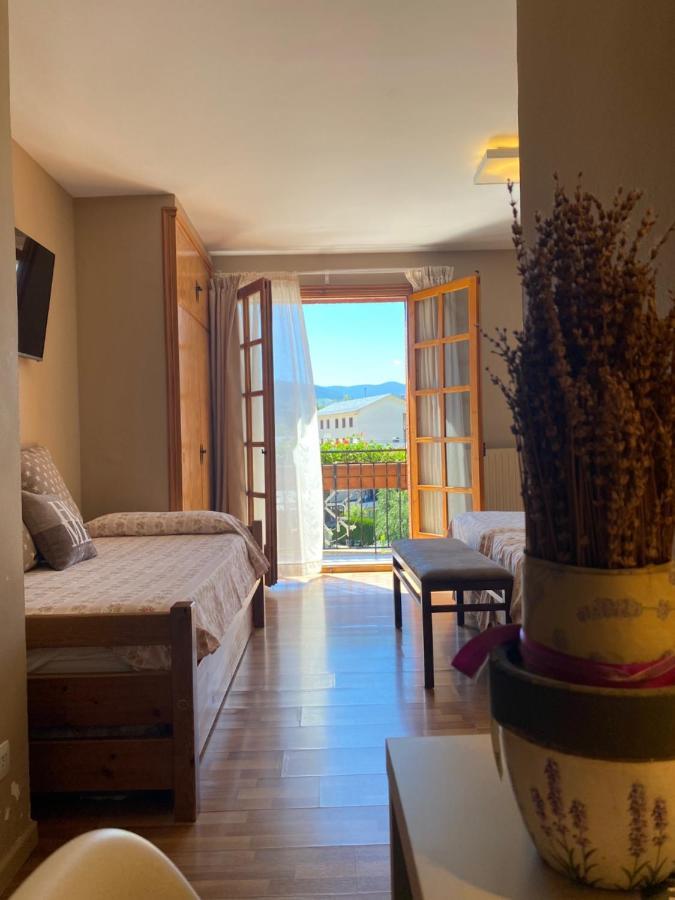 Hotel Esquirol (Adults Only) Llivia Exterior foto