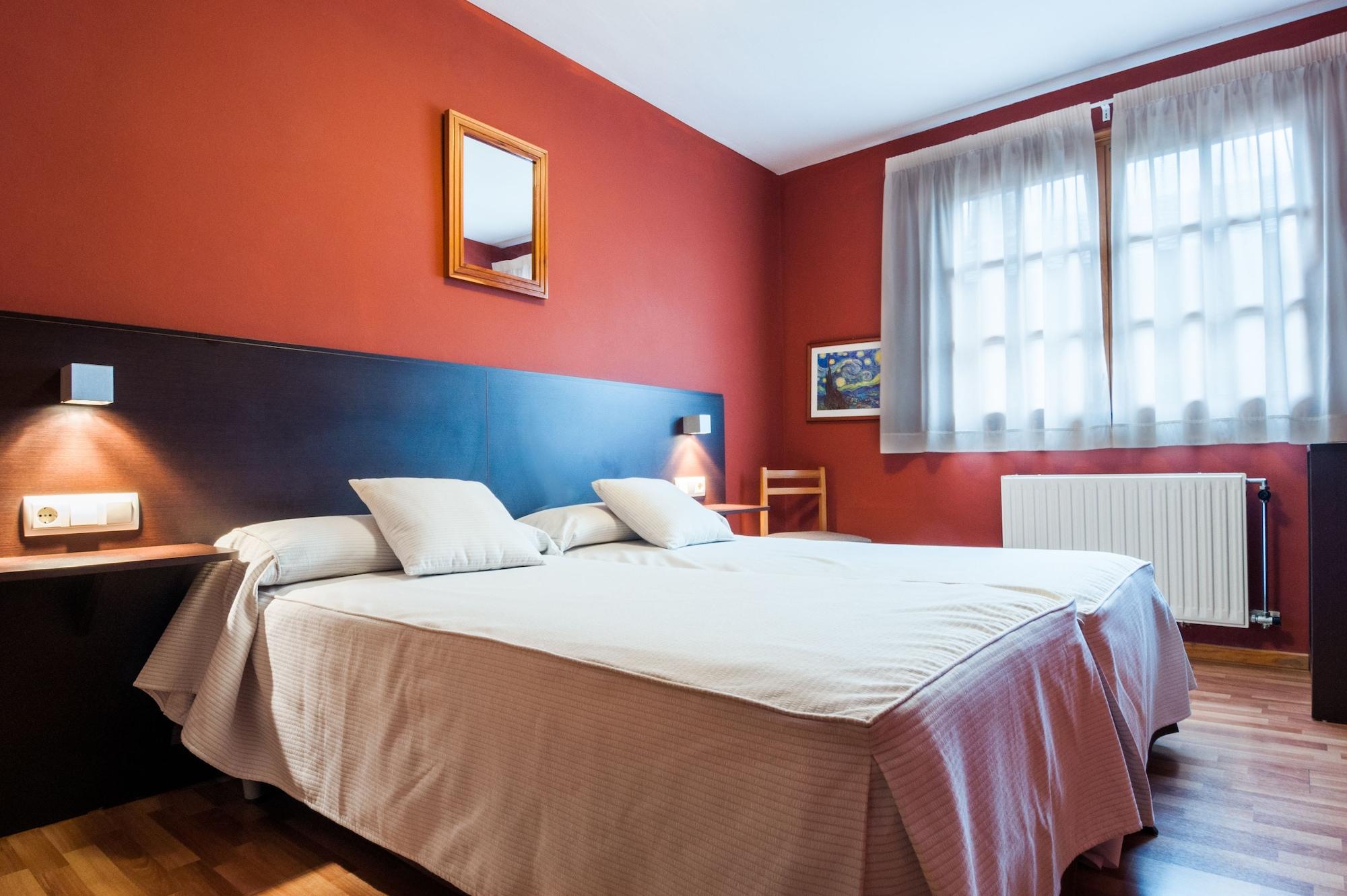 Hotel Esquirol (Adults Only) Llivia Exterior foto
