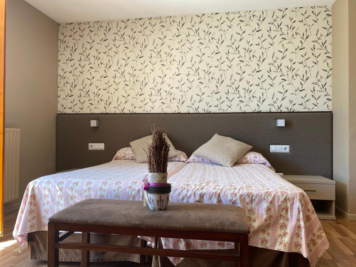 Hotel Esquirol (Adults Only) Llivia Exterior foto