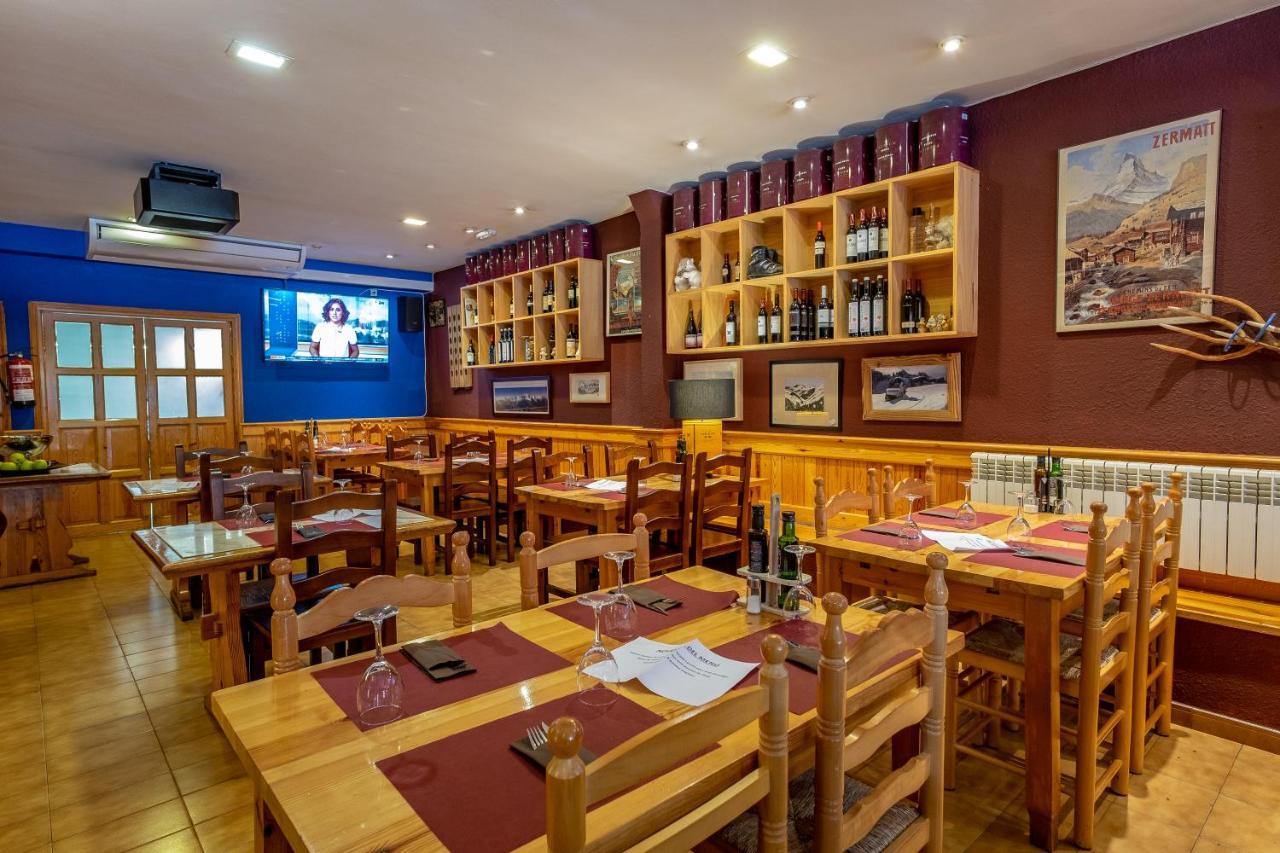Hotel Esquirol (Adults Only) Llivia Exterior foto