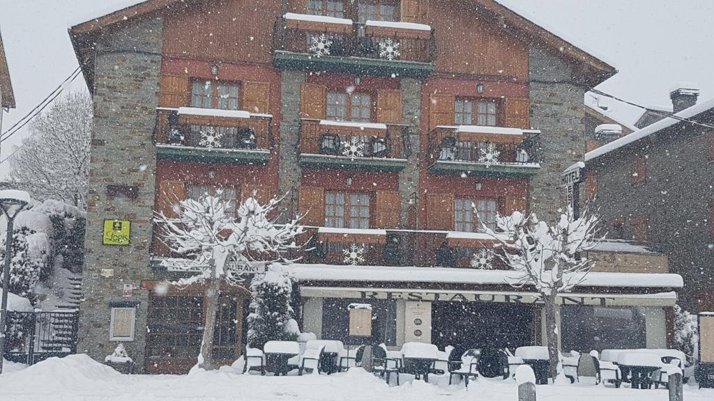 Hotel Esquirol (Adults Only) Llivia Exterior foto