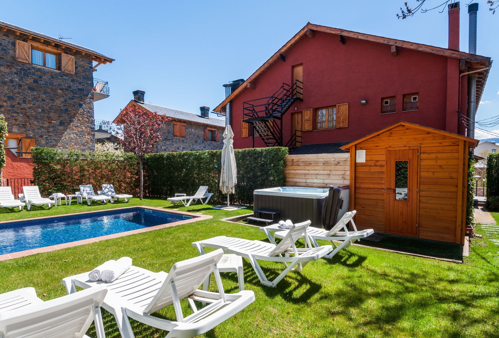 Hotel Esquirol (Adults Only) Llivia Exterior foto